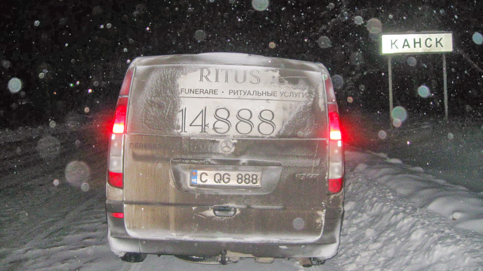 Repatriere în Moldova. Autofrigider Ritus în drum. Kansk, regiunea Krasnoiarsk, Rusia